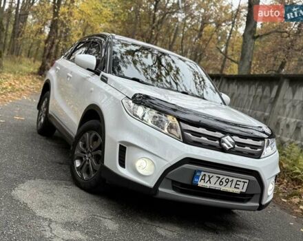 Сузукі Вітара 2017 у Києві на Automoto.ua Білий Сузукі Вітара, об'ємом двигуна 1.59 л та пробігом 61 тис. км за 16500 $, фото 4 на Automoto.ua