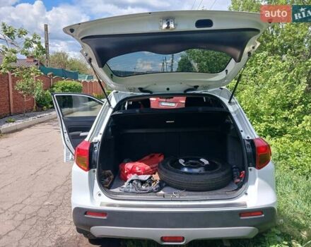 Білий Сузукі Вітара, об'ємом двигуна 1.59 л та пробігом 116 тис. км за 13999 $, фото 6 на Automoto.ua