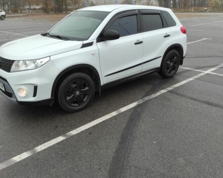 Белый Сузуки Витара, объемом двигателя 1.6 л и пробегом 170 тыс. км за 13800 $, фото 7 на Automoto.ua