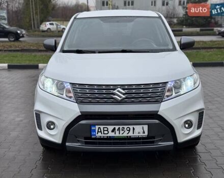 Білий Сузукі Вітара, об'ємом двигуна 1.59 л та пробігом 176 тис. км за 10800 $, фото 4 на Automoto.ua