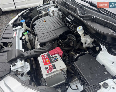 Білий Сузукі Вітара, об'ємом двигуна 1.59 л та пробігом 160 тис. км за 11500 $, фото 19 на Automoto.ua