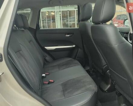 Белый Сузуки Витара, объемом двигателя 1.59 л и пробегом 80 тыс. км за 18280 $, фото 6 на Automoto.ua