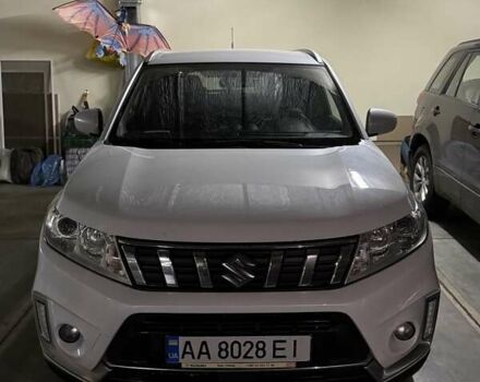 Белый Сузуки Витара, объемом двигателя 1 л и пробегом 120 тыс. км за 13500 $, фото 4 на Automoto.ua