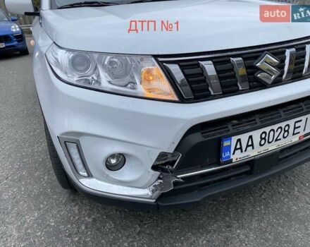 Белый Сузуки Витара, объемом двигателя 1 л и пробегом 120 тыс. км за 13500 $, фото 8 на Automoto.ua