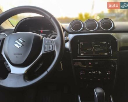 Білий Сузукі Вітара, об'ємом двигуна 1 л та пробігом 27 тис. км за 22000 $, фото 10 на Automoto.ua