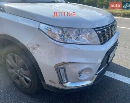 Белый Сузуки Витара, объемом двигателя 1 л и пробегом 120 тыс. км за 13500 $, фото 9 на Automoto.ua