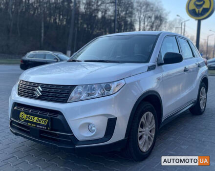 Белый Сузуки Витара, объемом двигателя 1 л и пробегом 114 тыс. км за 13300 $, фото 2 на Automoto.ua