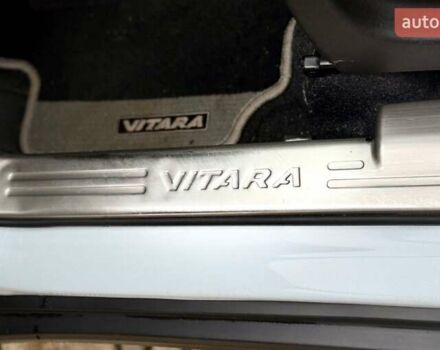 Белый Сузуки Витара, объемом двигателя 1.37 л и пробегом 52 тыс. км за 18300 $, фото 44 на Automoto.ua