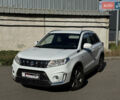 Сузуки Витара 2020 в Киеве на Automoto.ua Белый Сузуки Витара, объемом двигателя 1.37 л и пробегом 25 тыс. км за 18999 $, фото 2 на Automoto.ua