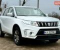 Белый Сузуки Витара, объемом двигателя 1.37 л и пробегом 52 тыс. км за 18300 $, фото 1 на Automoto.ua