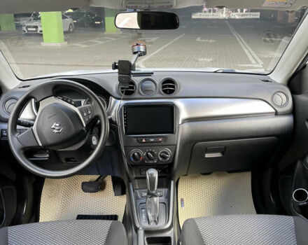 Білий Сузукі Вітара, об'ємом двигуна 1.59 л та пробігом 115 тис. км за 17000 $, фото 10 на Automoto.ua