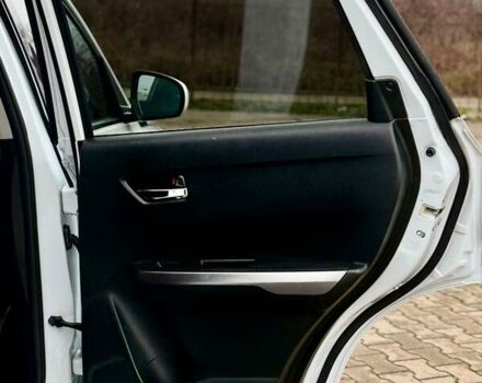 Белый Сузуки Витара, объемом двигателя 1.37 л и пробегом 52 тыс. км за 18300 $, фото 18 на Automoto.ua