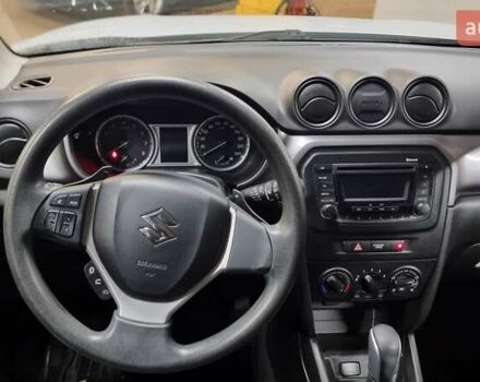 Білий Сузукі Вітара, об'ємом двигуна 1.59 л та пробігом 107 тис. км за 16200 $, фото 8 на Automoto.ua