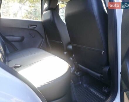 Белый Сузуки Витара, объемом двигателя 1.59 л и пробегом 12 тыс. км за 19375 $, фото 7 на Automoto.ua