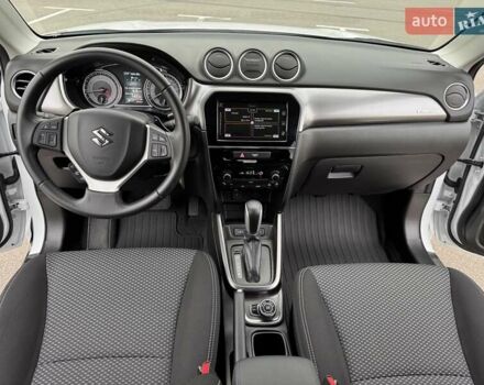 Білий Сузукі Вітара, об'ємом двигуна 1.59 л та пробігом 20 тис. км за 22500 $, фото 49 на Automoto.ua