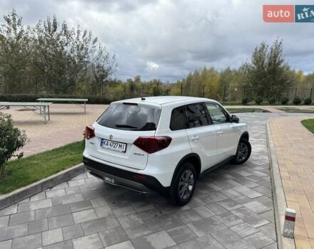 Білий Сузукі Вітара, об'ємом двигуна 1.59 л та пробігом 20 тис. км за 22800 $, фото 4 на Automoto.ua