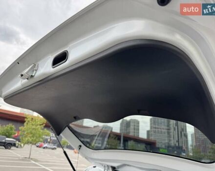 Білий Сузукі Вітара, об'ємом двигуна 1.59 л та пробігом 20 тис. км за 22500 $, фото 76 на Automoto.ua