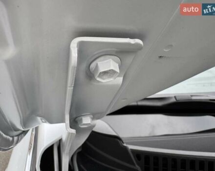 Білий Сузукі Вітара, об'ємом двигуна 1.59 л та пробігом 20 тис. км за 22500 $, фото 73 на Automoto.ua