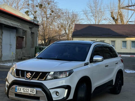 Сузуки Витара 2016 в Харькове на Automoto.ua Белый Сузуки Витара, объемом двигателя 1.37 л и пробегом 123 тыс. км за 17700 $, фото 1 на Automoto.ua