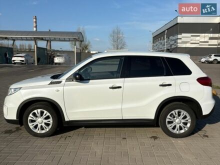 Білий Сузукі Вітара, об'ємом двигуна 1.59 л та пробігом 20 тис. км за 15499 $, фото 1 на Automoto.ua