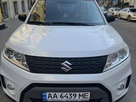 Сузуки Витара 2018 в Киеве на Automoto.ua Белый Сузуки Витара, объемом двигателя 1.59 л и пробегом 109 тыс. км за 15500 $, фото 1 на Automoto.ua
