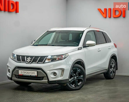 Белый Сузуки Витара, объемом двигателя 1.4 л и пробегом 227 тыс. км за 13787 $, фото 1 на Automoto.ua