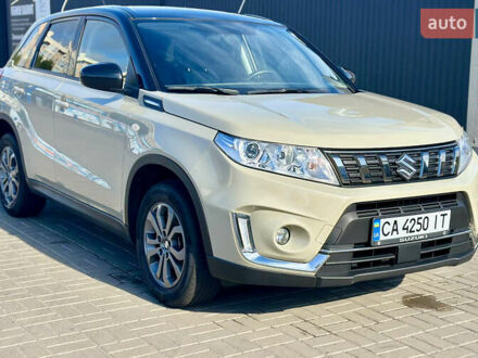 Сузуки Витара 2022 в Софіївська Борщагівка на Automoto.ua Белый Сузуки Витара, объемом двигателя 1.59 л и пробегом 68 тыс. км за 20500 $, фото 1 на Automoto.ua