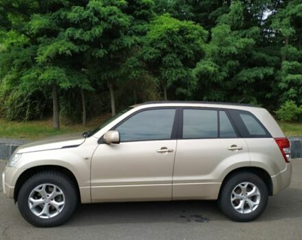 Бежевый Сузуки Витара, объемом двигателя 0 л и пробегом 213 тыс. км за 7200 $, фото 1 на Automoto.ua