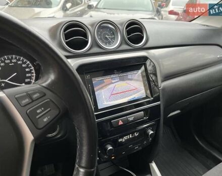 Бежевый Сузуки Витара, объемом двигателя 1.59 л и пробегом 175 тыс. км за 16000 $, фото 30 на Automoto.ua