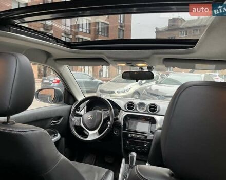 Бежевый Сузуки Витара, объемом двигателя 1.59 л и пробегом 175 тыс. км за 16000 $, фото 19 на Automoto.ua