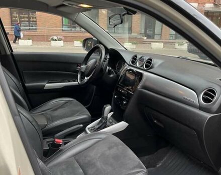 Бежевый Сузуки Витара, объемом двигателя 1.59 л и пробегом 175 тыс. км за 16000 $, фото 15 на Automoto.ua