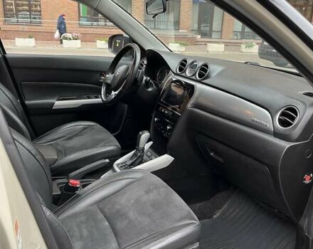 Бежевый Сузуки Витара, объемом двигателя 1.59 л и пробегом 175 тыс. км за 16000 $, фото 16 на Automoto.ua