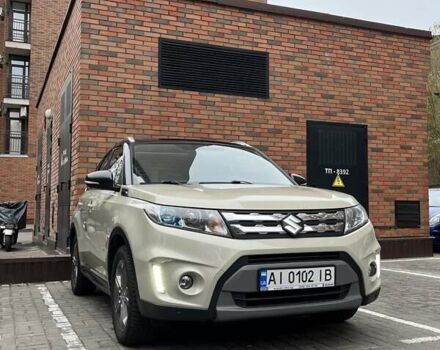 Бежевый Сузуки Витара, объемом двигателя 1.59 л и пробегом 175 тыс. км за 16000 $, фото 3 на Automoto.ua