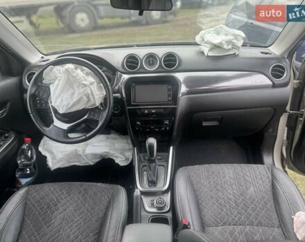 Бежевий Сузукі Вітара, об'ємом двигуна 1 л та пробігом 20 тис. км за 5300 $, фото 6 на Automoto.ua