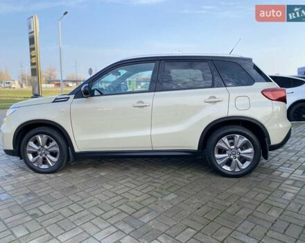 Бежевый Сузуки Витара, объемом двигателя 1.37 л и пробегом 22 тыс. км за 19600 $, фото 7 на Automoto.ua