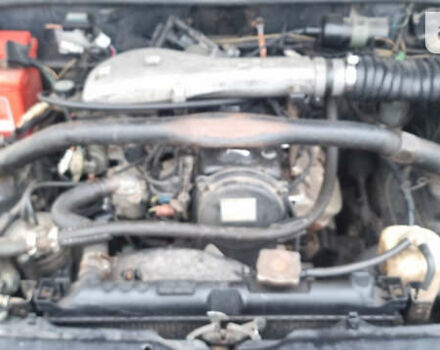 Черный Сузуки Витара, объемом двигателя 1.59 л и пробегом 303 тыс. км за 4950 $, фото 6 на Automoto.ua