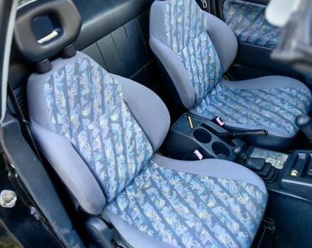 Черный Сузуки Витара, объемом двигателя 1.6 л и пробегом 185 тыс. км за 5500 $, фото 6 на Automoto.ua