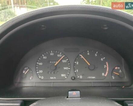 Черный Сузуки Витара, объемом двигателя 1.6 л и пробегом 185 тыс. км за 5500 $, фото 20 на Automoto.ua