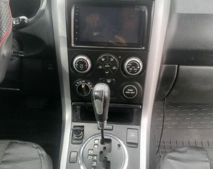 Черный Сузуки Витара, объемом двигателя 2.7 л и пробегом 285 тыс. км за 7500 $, фото 5 на Automoto.ua