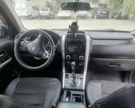 Черный Сузуки Витара, объемом двигателя 2.7 л и пробегом 285 тыс. км за 7500 $, фото 6 на Automoto.ua