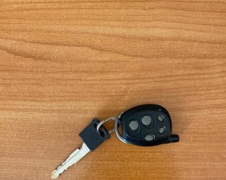 Черный Сузуки Витара, объемом двигателя 2 л и пробегом 131 тыс. км за 8500 $, фото 16 на Automoto.ua