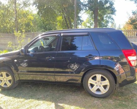 Черный Сузуки Витара, объемом двигателя 2 л и пробегом 131 тыс. км за 8500 $, фото 7 на Automoto.ua