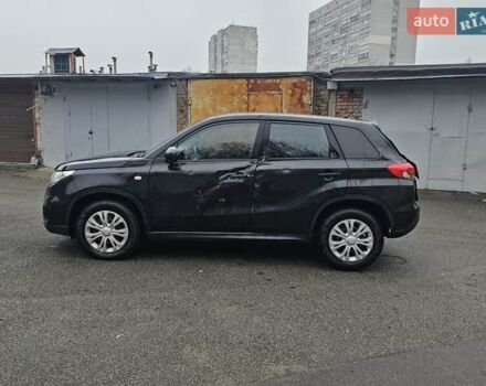 Черный Сузуки Витара, объемом двигателя 1.59 л и пробегом 158 тыс. км за 5700 $, фото 5 на Automoto.ua