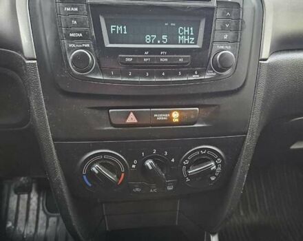 Черный Сузуки Витара, объемом двигателя 1.59 л и пробегом 158 тыс. км за 5700 $, фото 18 на Automoto.ua