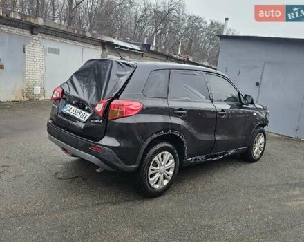 Черный Сузуки Витара, объемом двигателя 1.59 л и пробегом 158 тыс. км за 5700 $, фото 3 на Automoto.ua