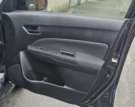 Черный Сузуки Витара, объемом двигателя 1.59 л и пробегом 158 тыс. км за 5700 $, фото 7 на Automoto.ua