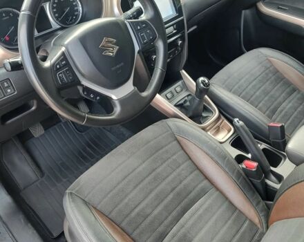 Черный Сузуки Витара, объемом двигателя 1.6 л и пробегом 108 тыс. км за 8400 $, фото 11 на Automoto.ua