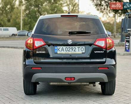Сузукі Вітара 2018 у Дніпро (Дніпропетровську) на Automoto.ua Чорний Сузукі Вітара, об'ємом двигуна 1.59 л та пробігом 97 тис. км за 15800 $, фото 3 на Automoto.ua
