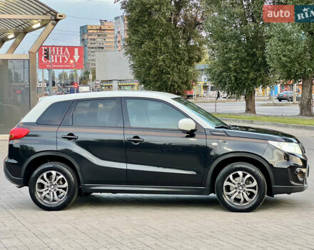 Сузукі Вітара 2018 у Дніпро (Дніпропетровську) на Automoto.ua Чорний Сузукі Вітара, об'ємом двигуна 1.59 л та пробігом 97 тис. км за 15800 $, фото 6 на Automoto.ua