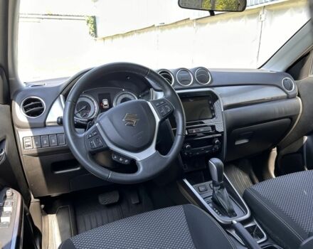 Сузуки Витара 2020 в Киеве на Automoto.ua Черный Сузуки Витара, объемом двигателя 1.4 л и пробегом 18 тыс. км за 19000 $, фото 5 на Automoto.ua